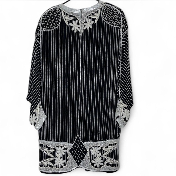 1980s Vintage Silk Beaded Mini Dress V Neckline Black White - Picture 7 of 8